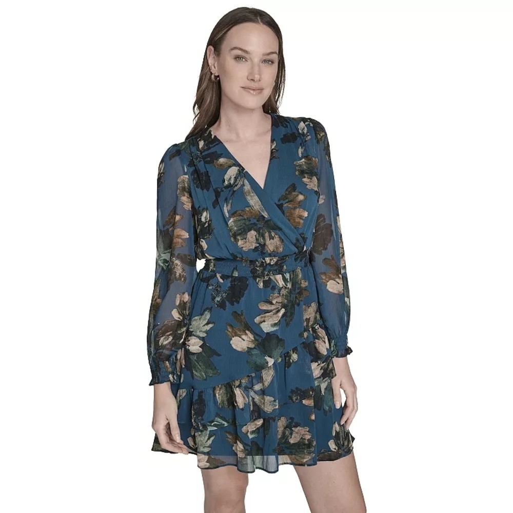 Chic Long Sleeve Floral Dress in Blue